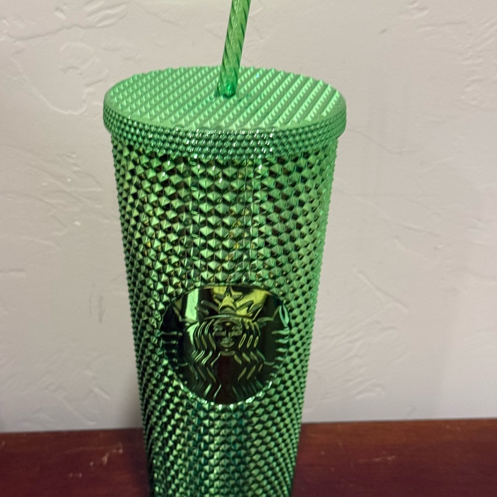 Starbucks Holiday Christmas 2023 Green Spiky Studded‎ Venti Cold Cup Tumbler New